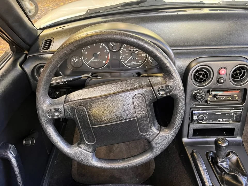 1991 Mazda NA MX-5 Miata - Image 5 of 14