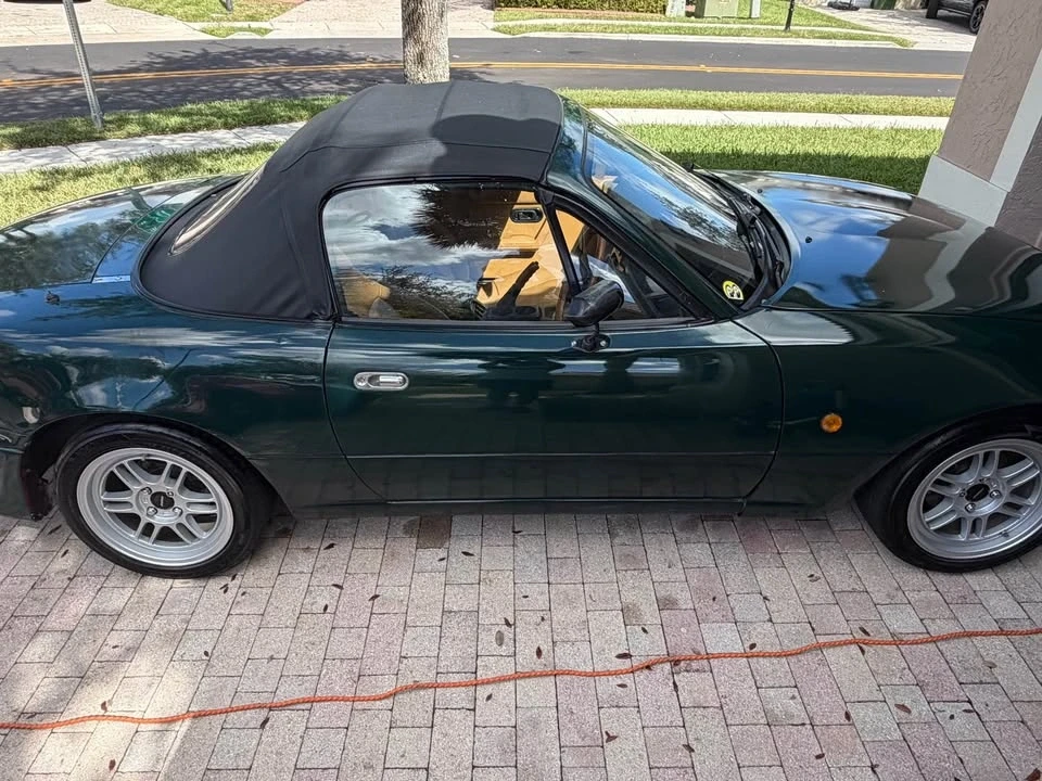 1991 Mazda NA MX-5 Miata - Image 7 of 8