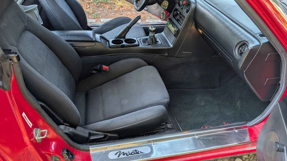 1991 Mazda NA MX-5 Miata - Image 12 of 20