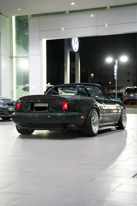 1991 Mazda NA MX-5 Miata - Image 4 of 5