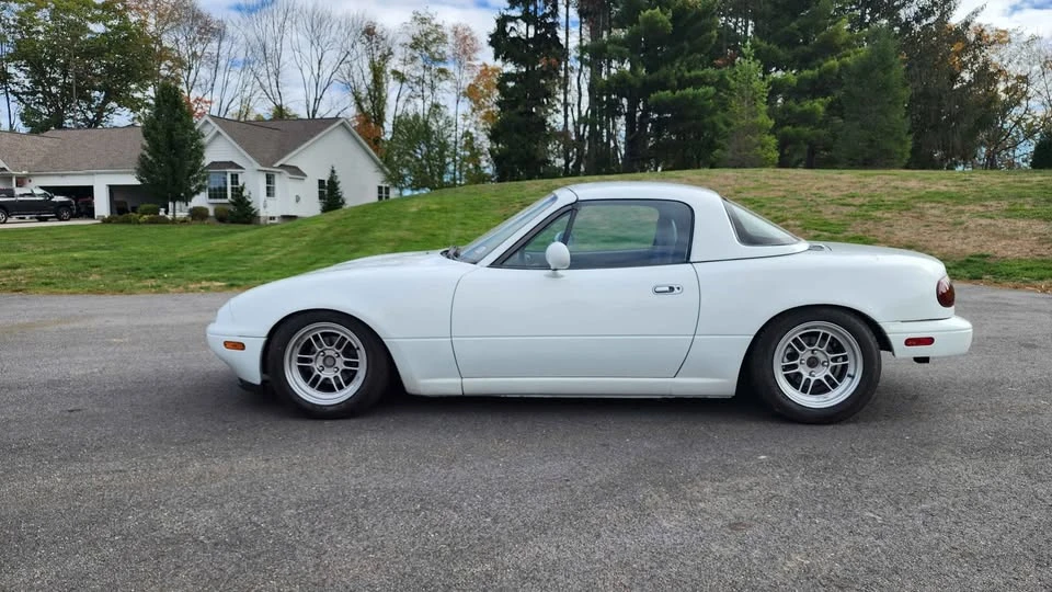 1991 Mazda NA MX-5 Miata - Image 2 of 10