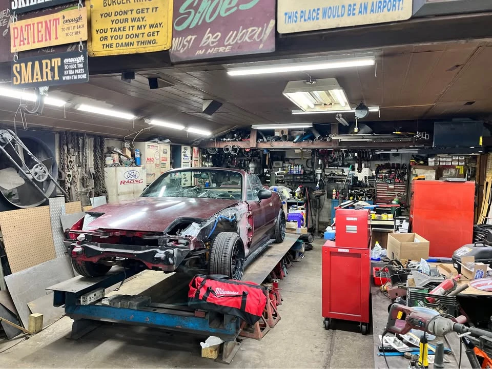 1991 Mazda NA MX-5 Miata - Image 2 of 13