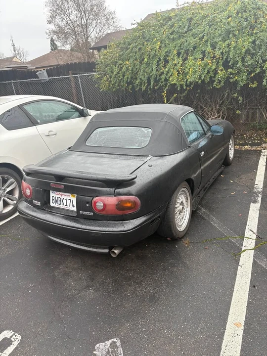 1991 Mazda NA MX-5 Miata - Image 5 of 7
