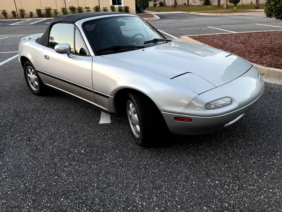 1991 Mazda NA MX-5 Miata - Image 3 of 10