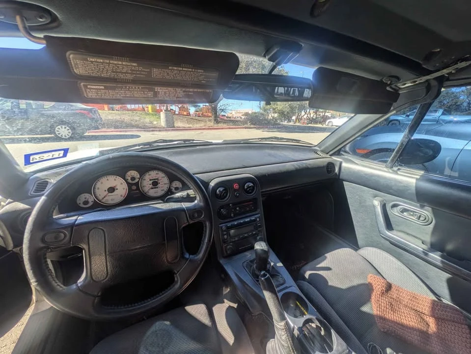 1991 Mazda NA MX-5 Miata - Image 2 of 3