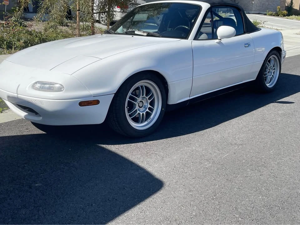 1991 Mazda NA MX-5 Miata - Image 11 of 12