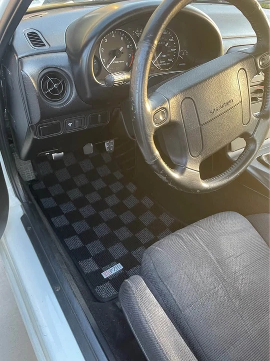 1991 Mazda NA MX-5 Miata - Image 5 of 12