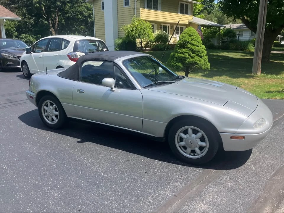 1991 Mazda NA MX-5 Miata - Image 2 of 11