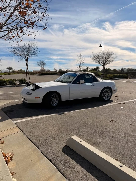 1991 Mazda NA MX-5 Miata - Image 10 of 12