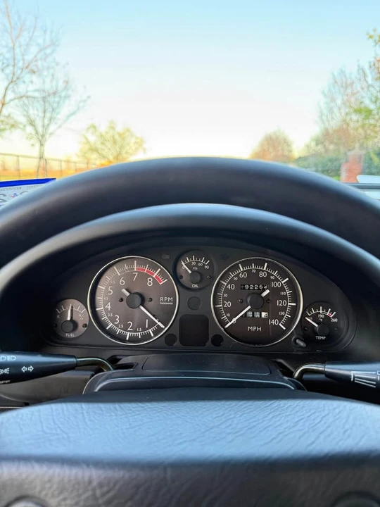 1991 Mazda NA MX-5 Miata - Image 7 of 17