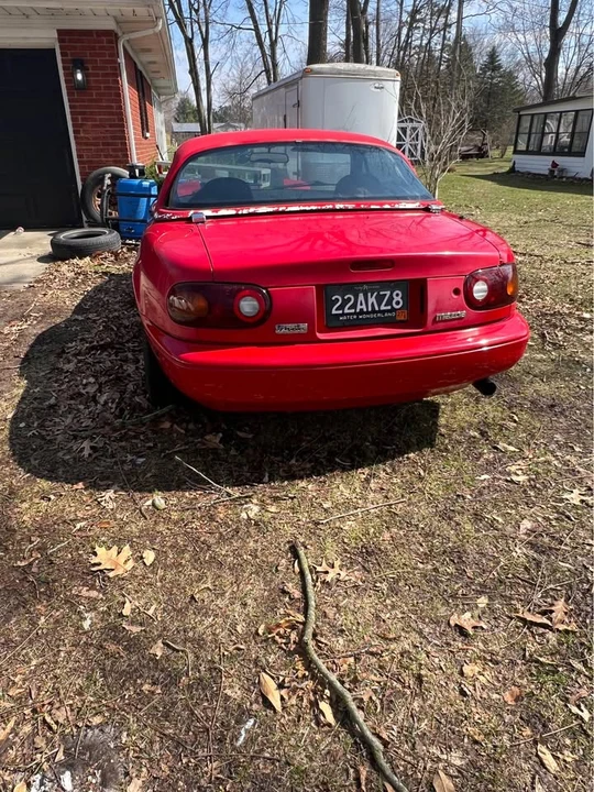 1991 Mazda NA MX-5 Miata - Image 5 of 11