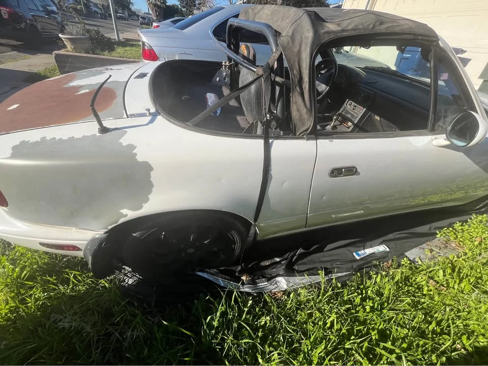 1991 Mazda NA MX-5 Miata - Image 4 of 5