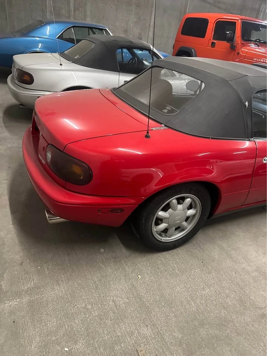 1991 Mazda NA MX-5 Miata - Image 2 of 5