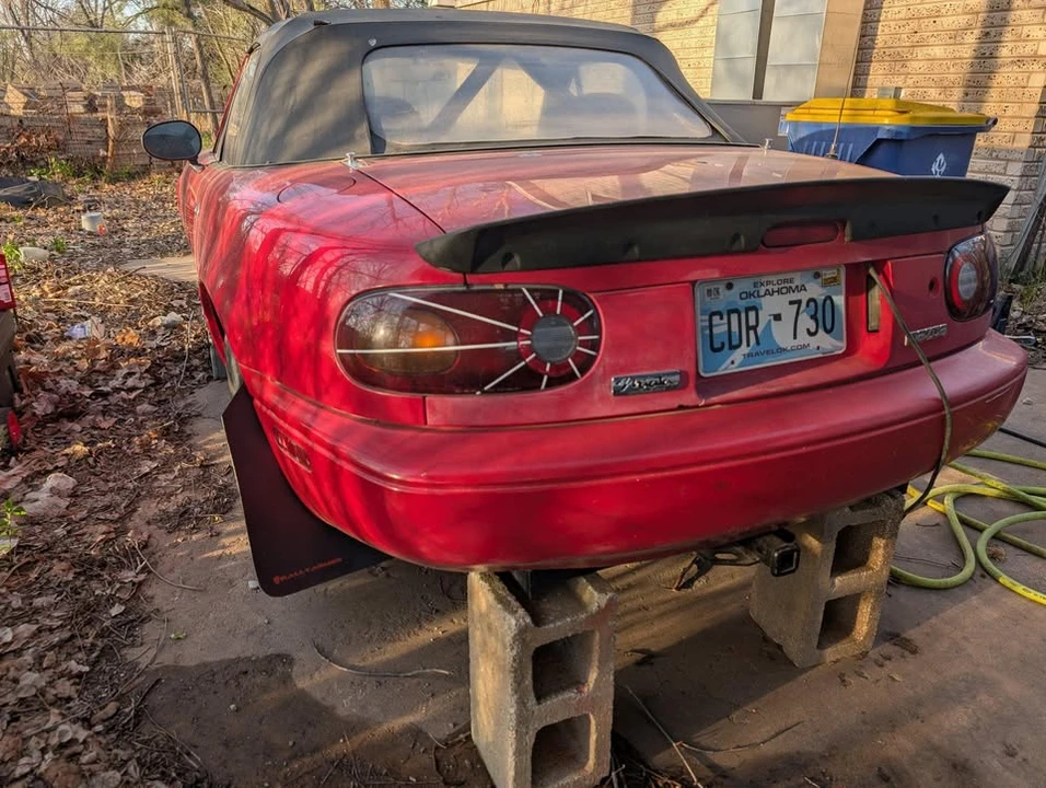 1991 Mazda NA MX-5 Miata - Image 2 of 10