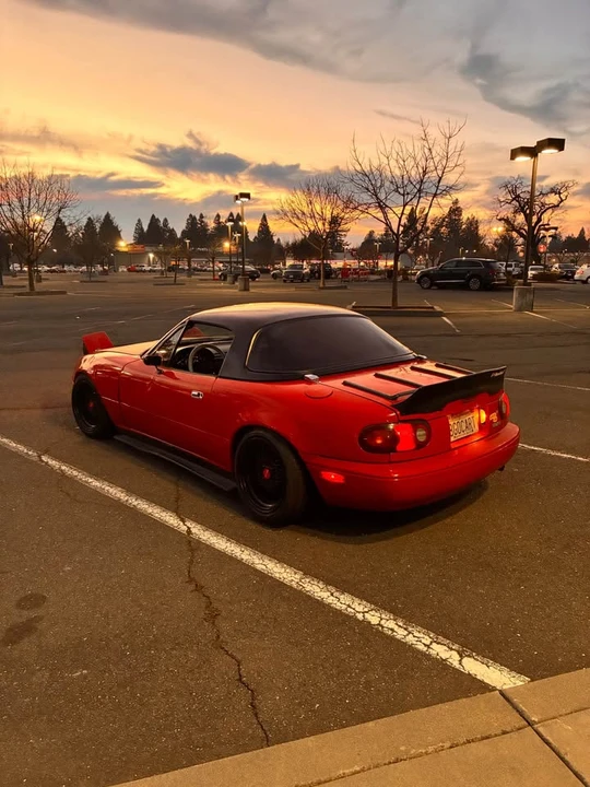 1991 Mazda NA MX-5 Miata - Image 3 of 11