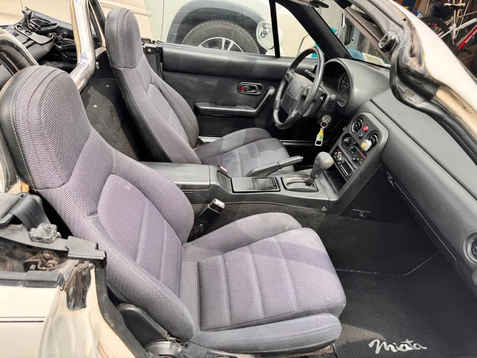 1991 Mazda NA MX-5 Miata - Image 15 of 16