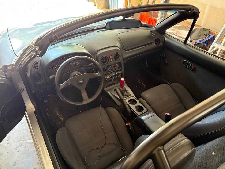 1991 Mazda NA MX-5 Miata - Image 3 of 5