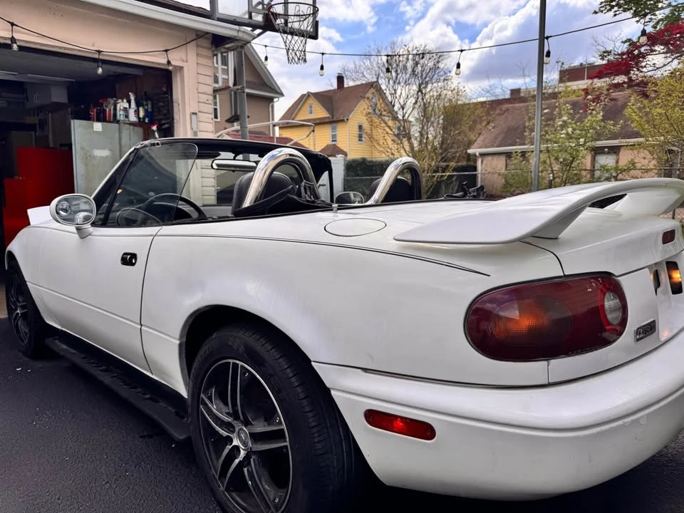 1991 Mazda NA MX-5 Miata - Image 13 of 16