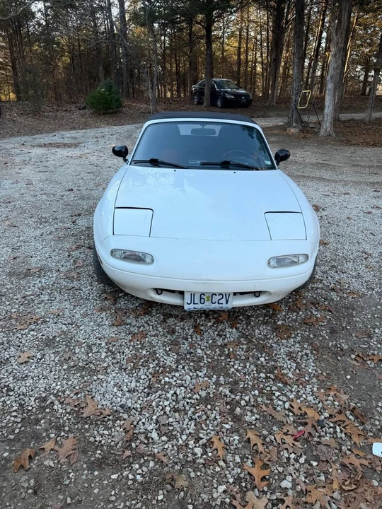 1991 Mazda NA MX-5 Miata - Image 4 of 10