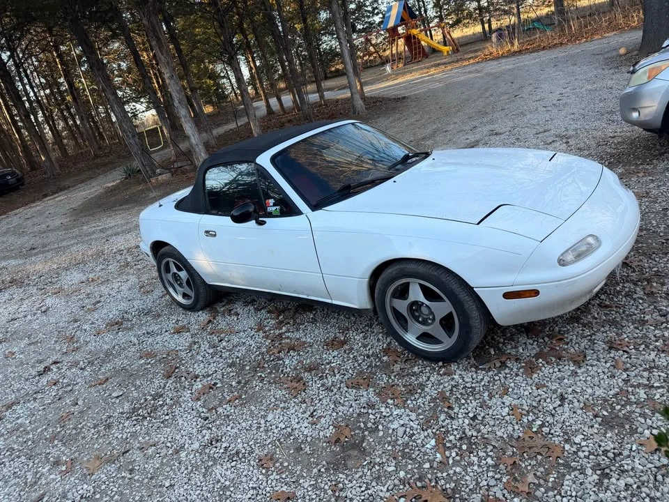 1991 Mazda NA MX-5 Miata - Image 3 of 10