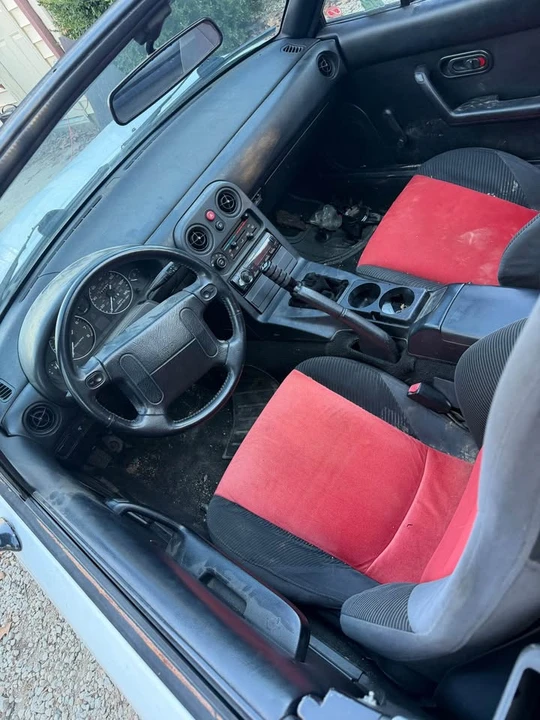 1991 Mazda NA MX-5 Miata - Image 8 of 10