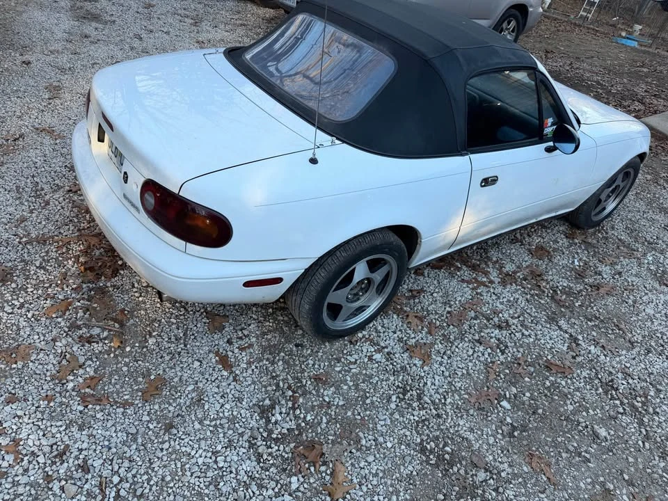1991 Mazda NA MX-5 Miata - Image 7 of 10