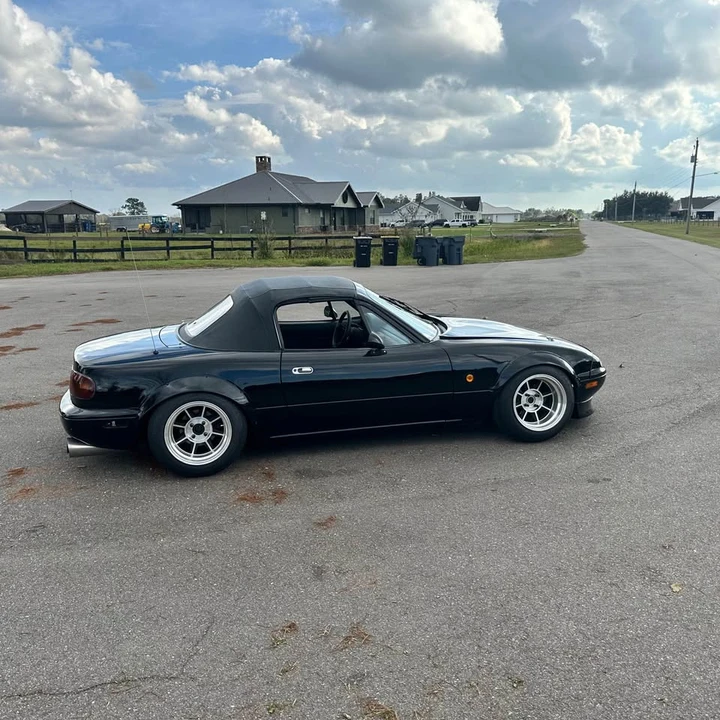 1991 Mazda NA MX-5 Miata - Image 2 of 10