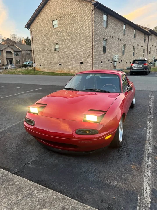 1991 Mazda NA MX-5 Miata - Image 2 of 13
