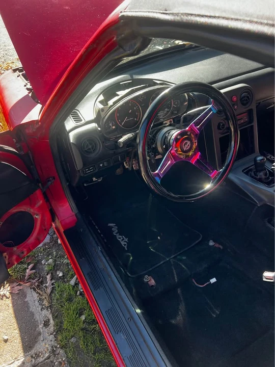 1991 Mazda NA MX-5 Miata - Image 9 of 15