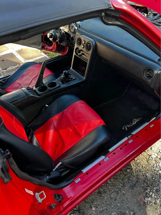 1991 Mazda NA MX-5 Miata - Image 3 of 15