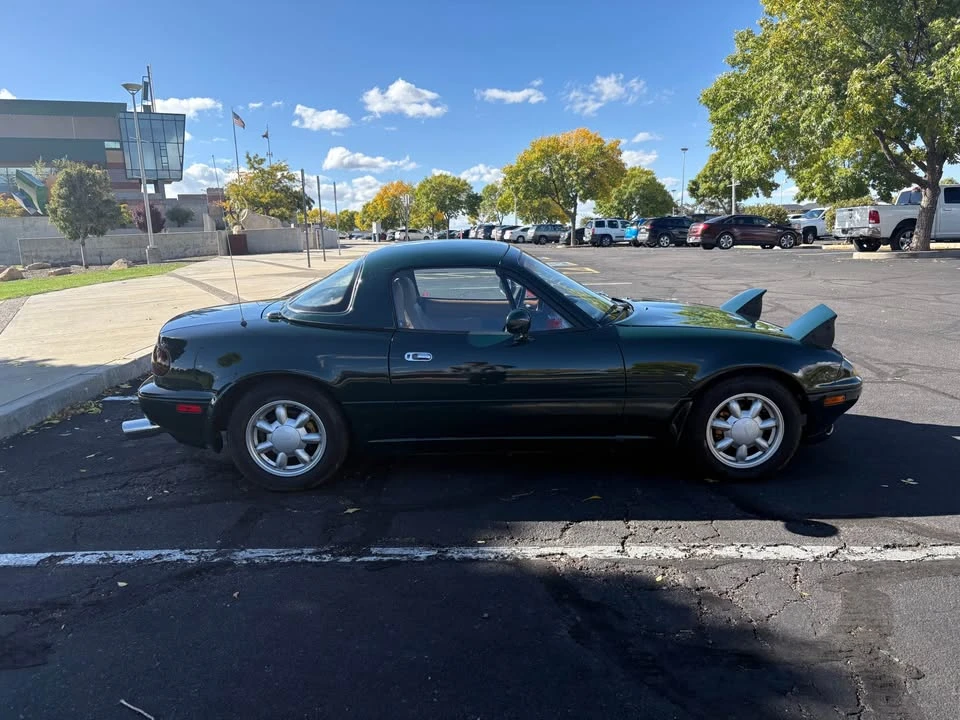1991 Mazda NA MX-5 Miata - Image 4 of 9