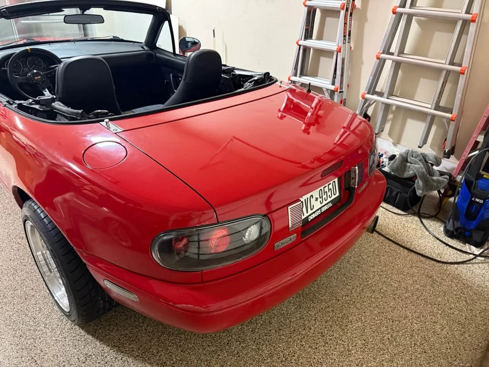 1991 Mazda NA MX-5 Miata - Image 5 of 9