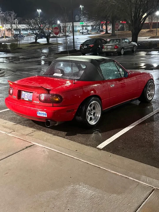 1991 Mazda NA MX-5 Miata - Image 4 of 9