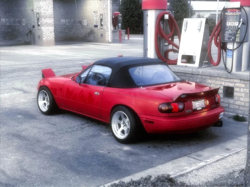 1991 Mazda NA MX-5 Miata - Image 5 of 9