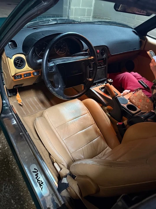 1991 Mazda NA MX-5 Miata - Image 5 of 6