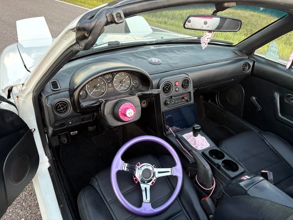 1991 Mazda NA MX-5 Miata - Image 4 of 5