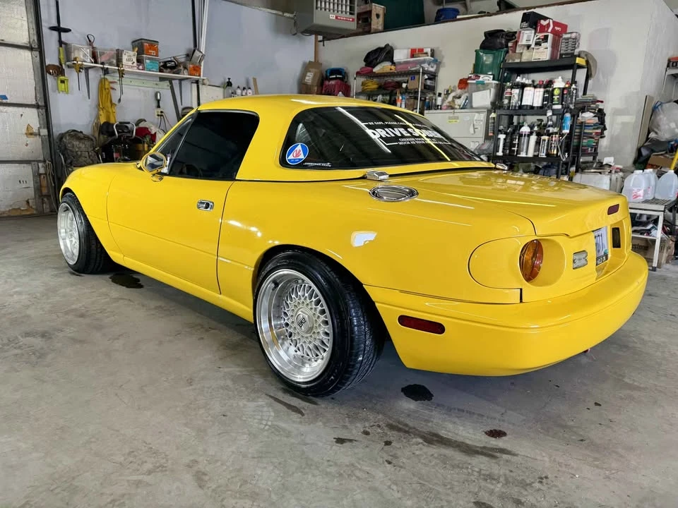 1991 Mazda NA MX-5 Miata - Image 2 of 3