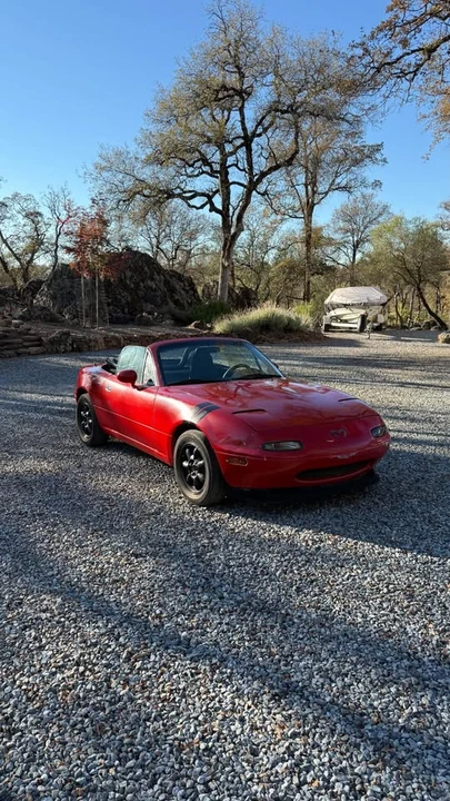 1991 Mazda NA MX-5 Miata - Image 2 of 19