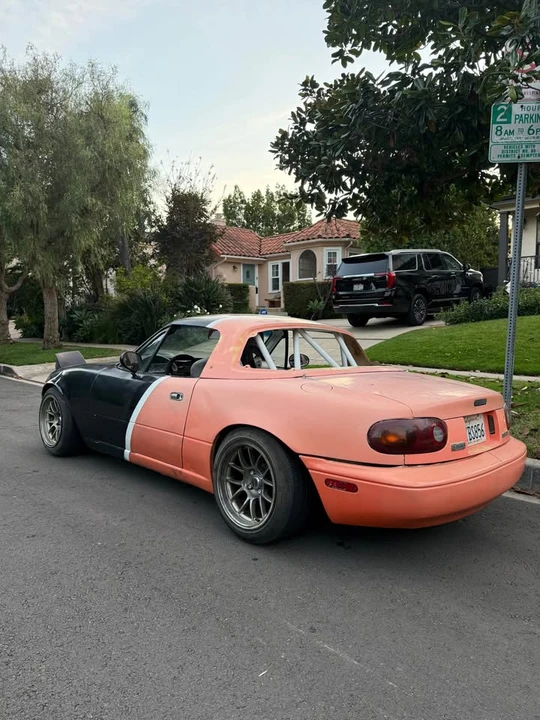 1991 Mazda NA MX-5 Miata - Image 2 of 9