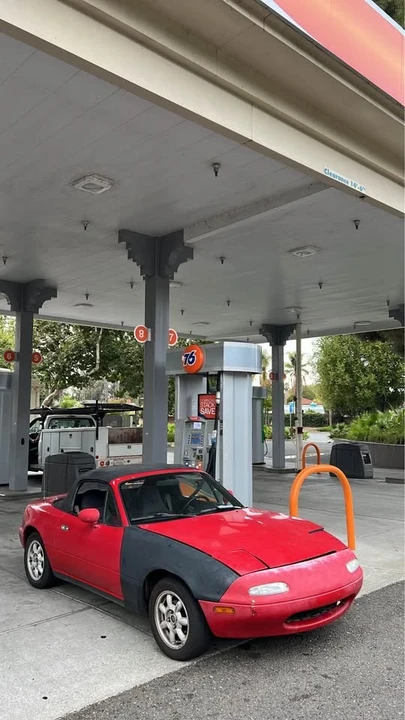 1991 Mazda NA MX-5 Miata - Image 3 of 8