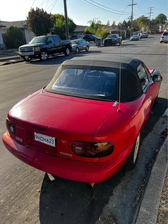 1991 Mazda NA MX-5 Miata - Image 6 of 8