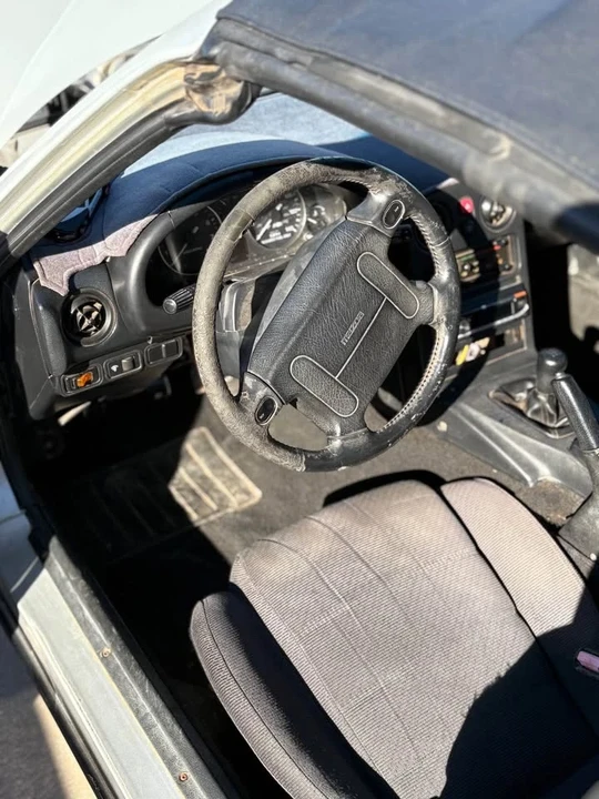 1991 Mazda NA MX-5 Miata - Image 5 of 10
