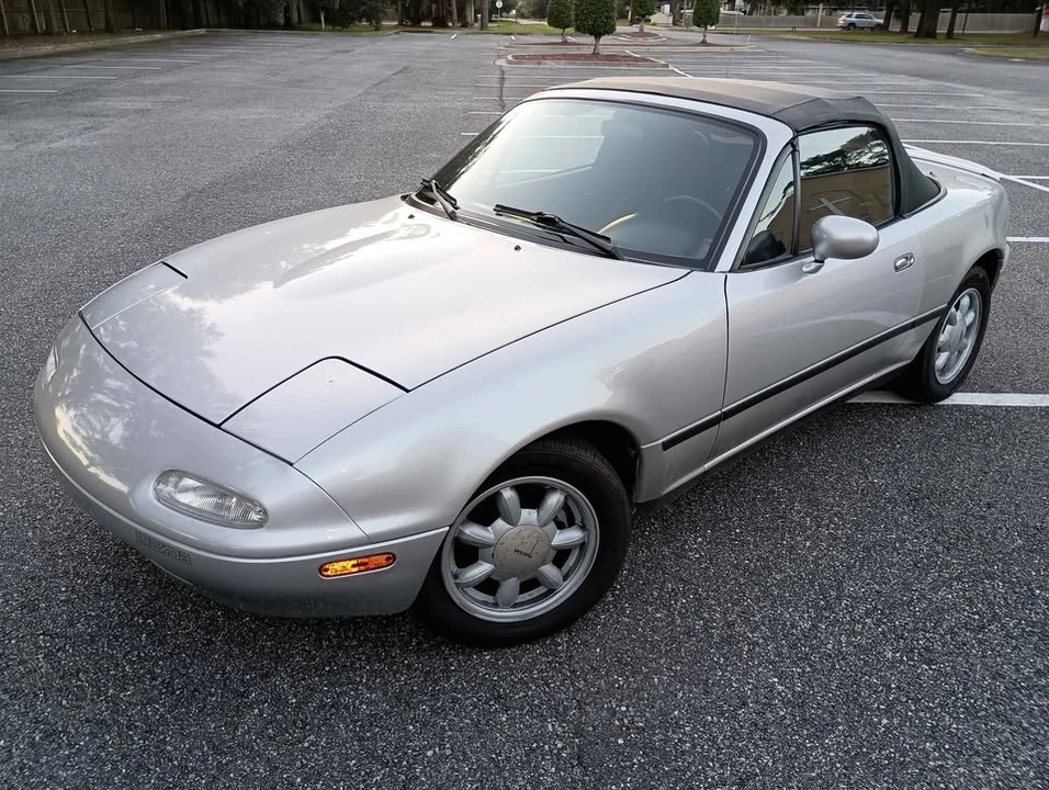 1991 Mazda NA MX-5 Miata - Image 2 of 9