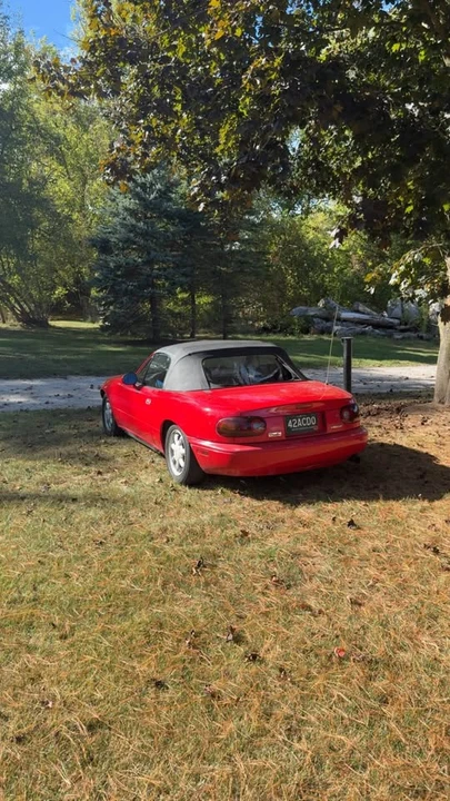 1991 Mazda NA MX-5 Miata - Image 3 of 4