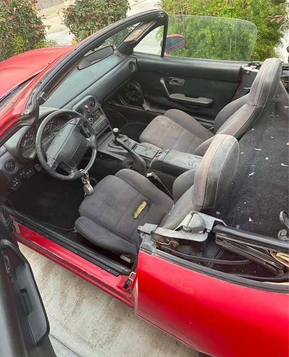 1991 Mazda NA MX-5 Miata - Image 7 of 10