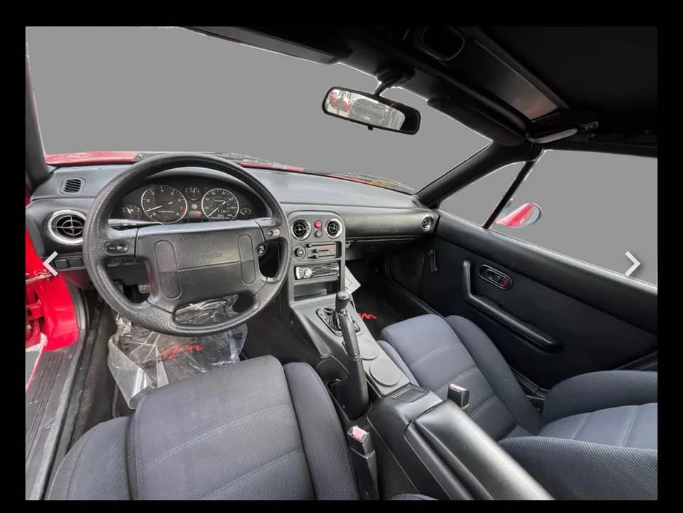 1991 Mazda NA MX-5 Miata - Image 8 of 10