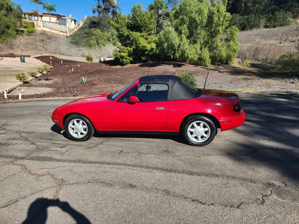 1991 Mazda NA MX-5 Miata - Image 2 of 10