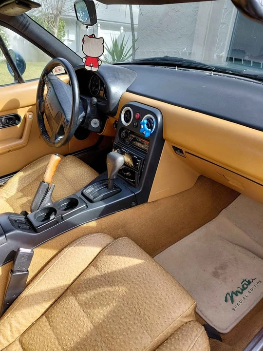 1991 Mazda NA MX-5 Miata - Image 5 of 13