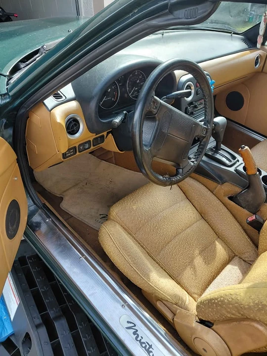 1991 Mazda NA MX-5 Miata - Image 6 of 13