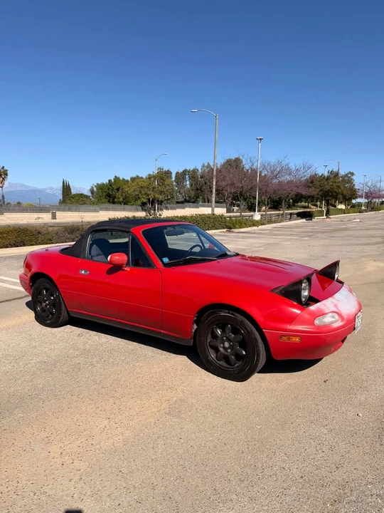 1991 Mazda NA MX-5 Miata - Image 4 of 8
